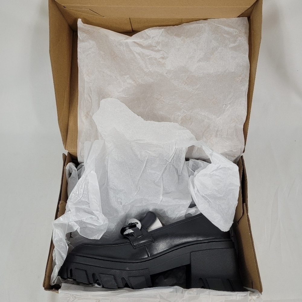 NIB JustFab Drew Lug Sole Loafers Black Size 8 MSRP $65 - Picture 7 of 9